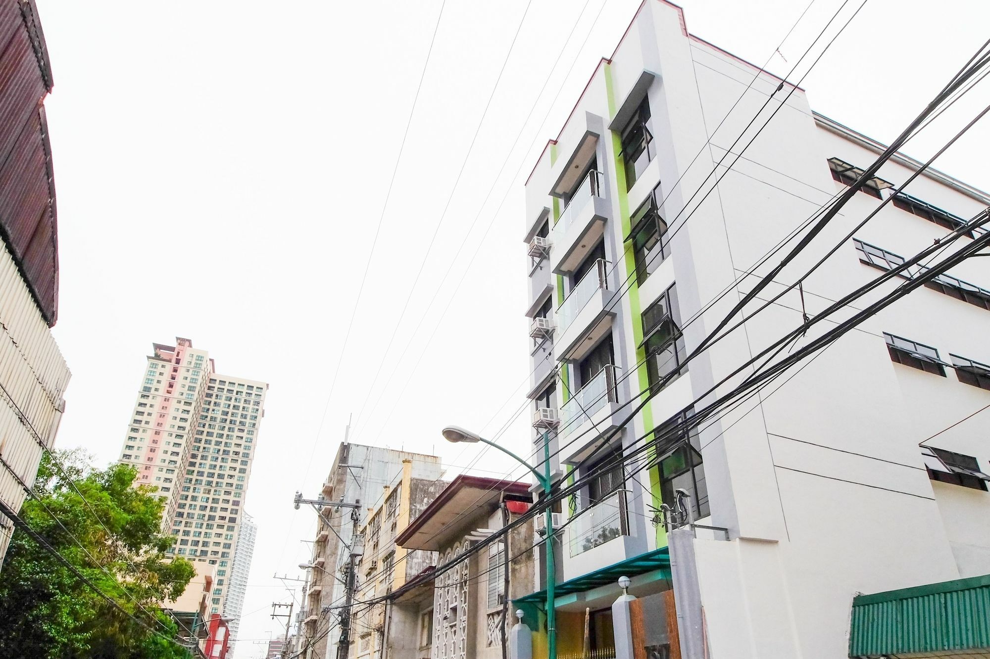 Zen Rooms Time Travellers Makati 마카티 외부 사진