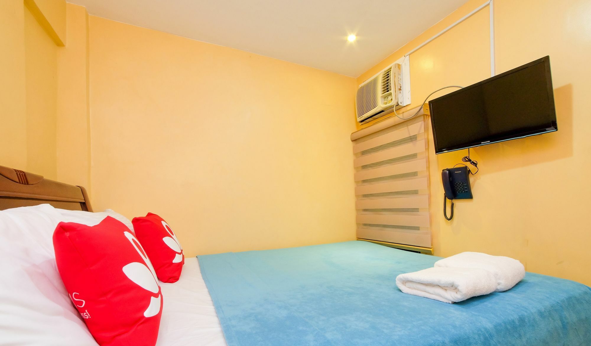 Zen Rooms Time Travellers Makati 마카티 외부 사진